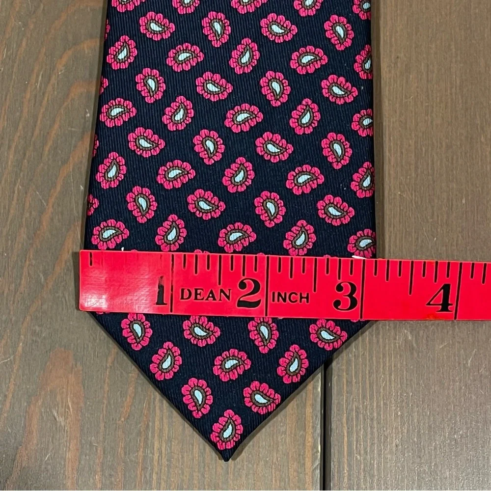 Charles Tyrwhitt London 100% Silk Tie Navy Pink Paisley 59
